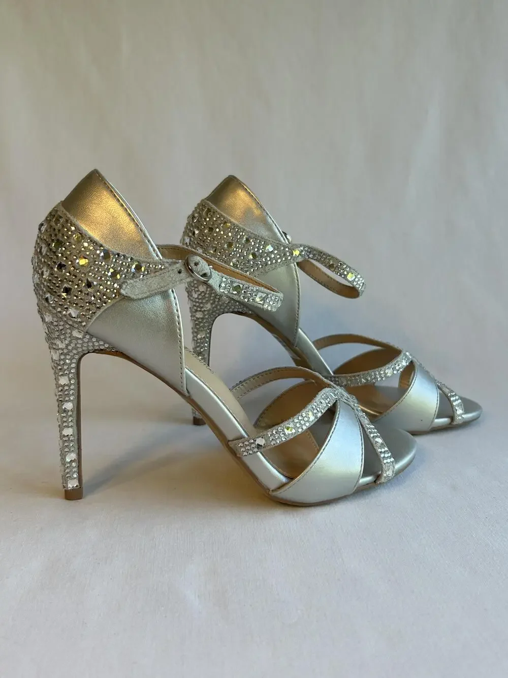 Lauren Lorraine Shoes Womens Size 6 Silver Daisey Crystal Heels Sandals Dress